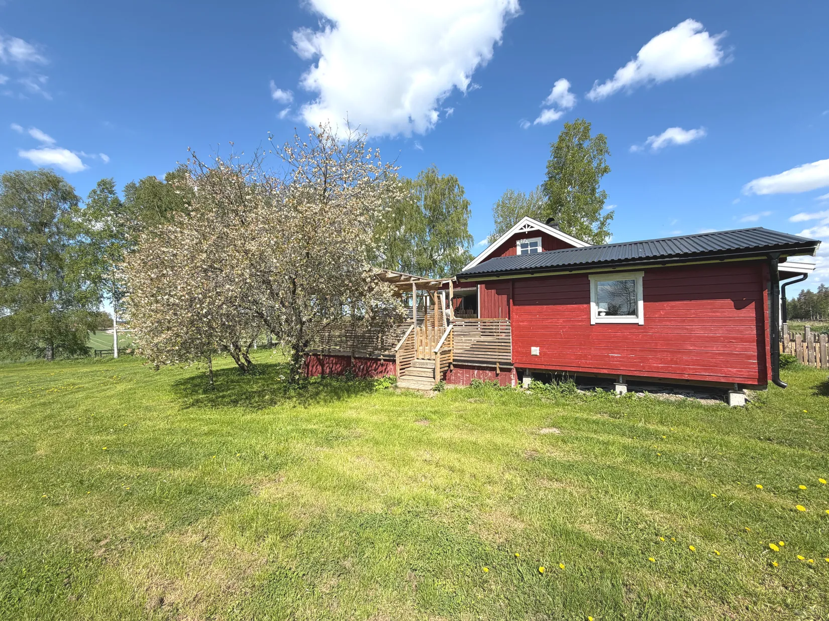 Villa, Böckersboda Gladlättan 1, Böckersboda, Mariestad