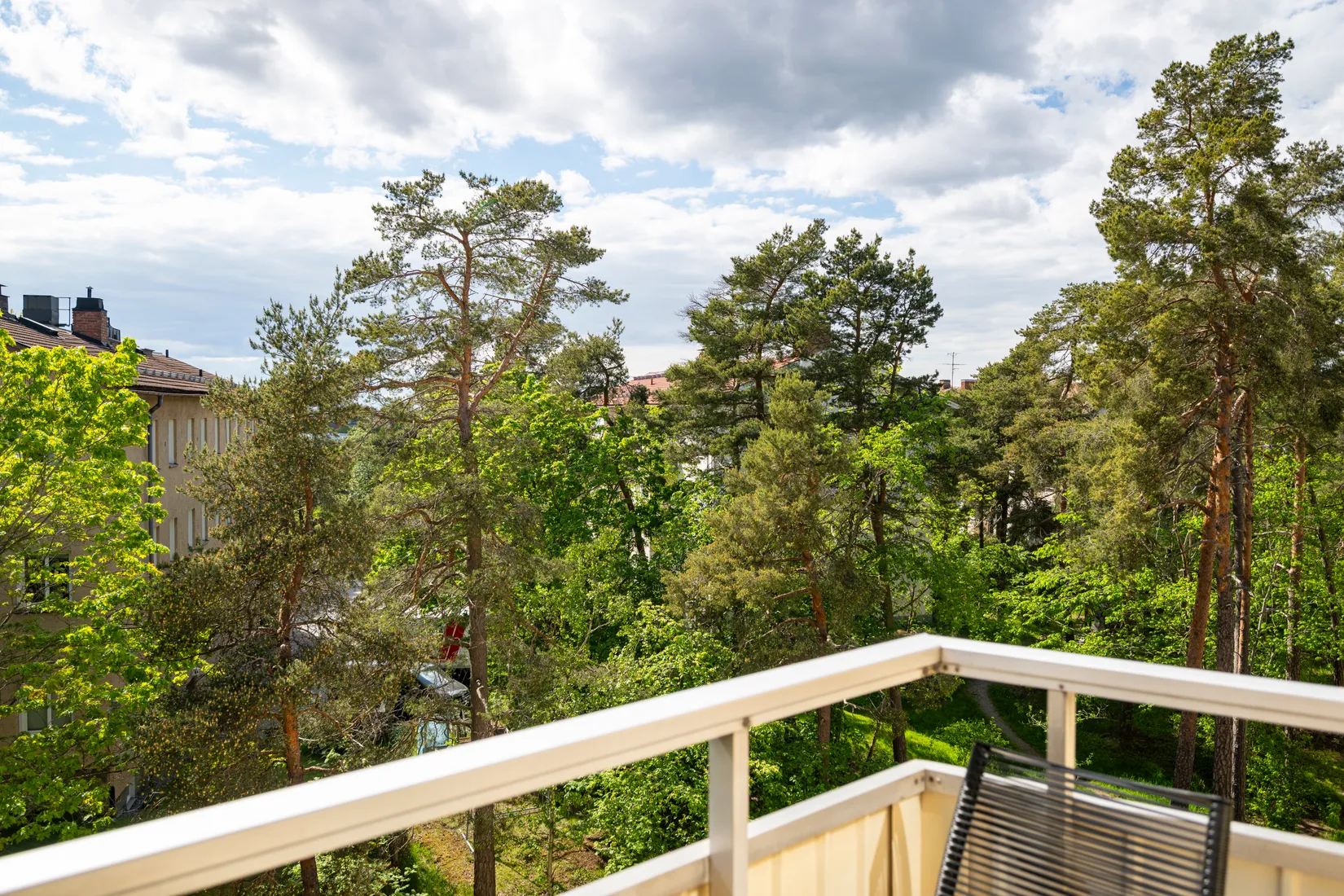 Bostadsrätt, Bildhuggarvägen 29. Högst upp i huset!, Skärmarbrink/Gullmarsplan, Stockholm
