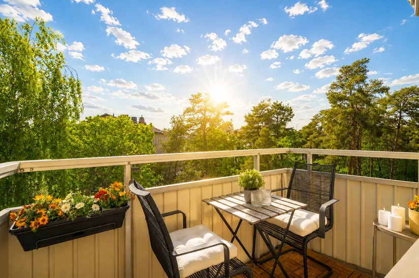 Bostadsrätt, Bildhuggarvägen 29. Högst upp i huset!, Skärmarbrink/Gullmarsplan, Stockholm