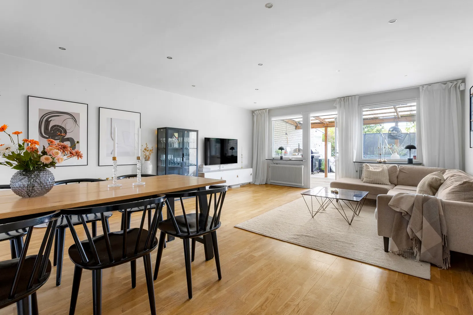 Villa, Radhus, Rapsvägen 16, Väsby, Ekerö