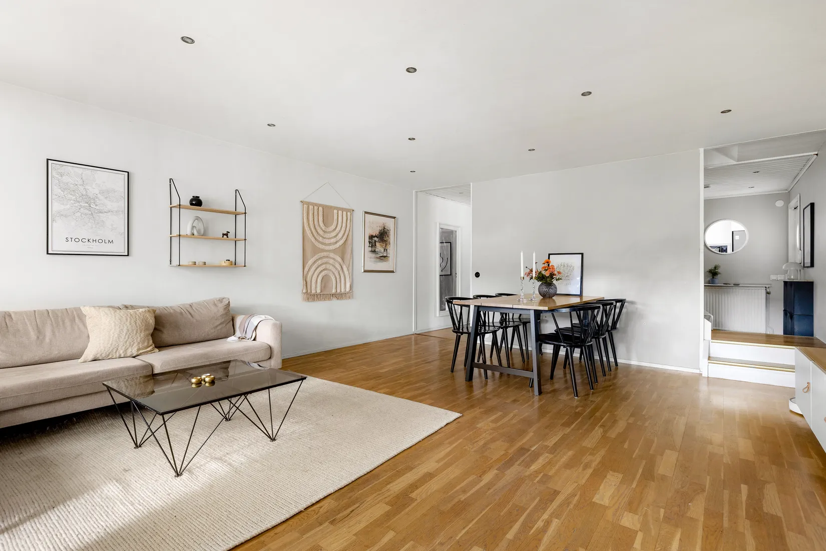 Villa, Radhus, Rapsvägen 16, Väsby, Ekerö