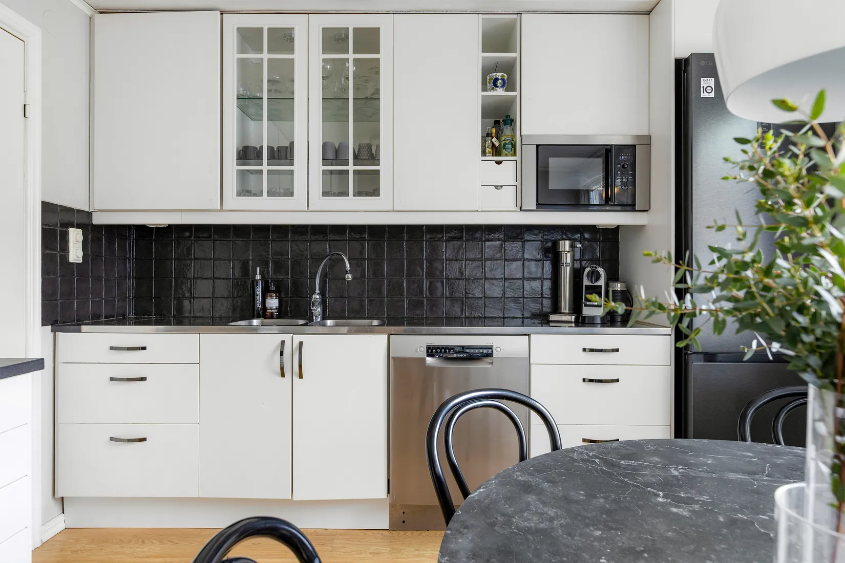 Villa, Radhus, Rapsvägen 16, Väsby, Ekerö