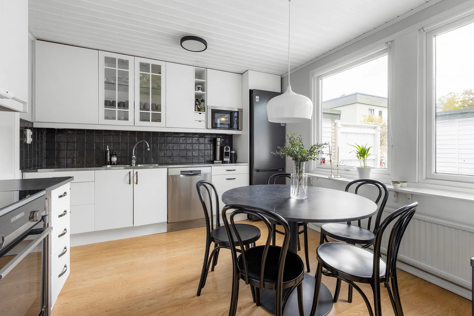 Villa, Radhus, Rapsvägen 16, Väsby, Ekerö