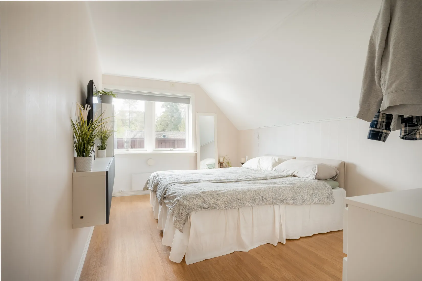 Villa, Radhus, Irisgången 14, Pettersberg, Nyköping