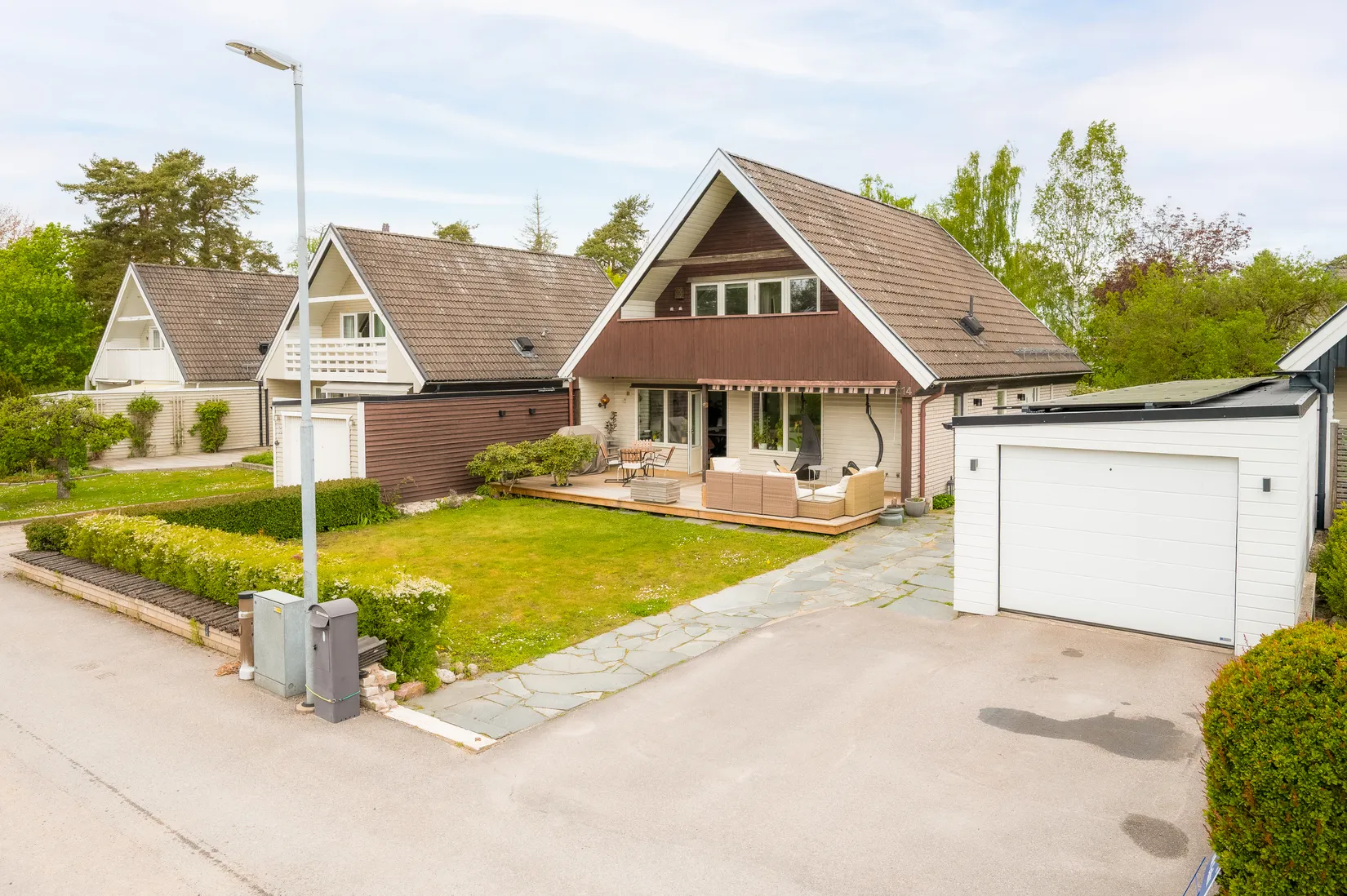 Villa, Radhus, Irisgången 14, Pettersberg, Nyköping