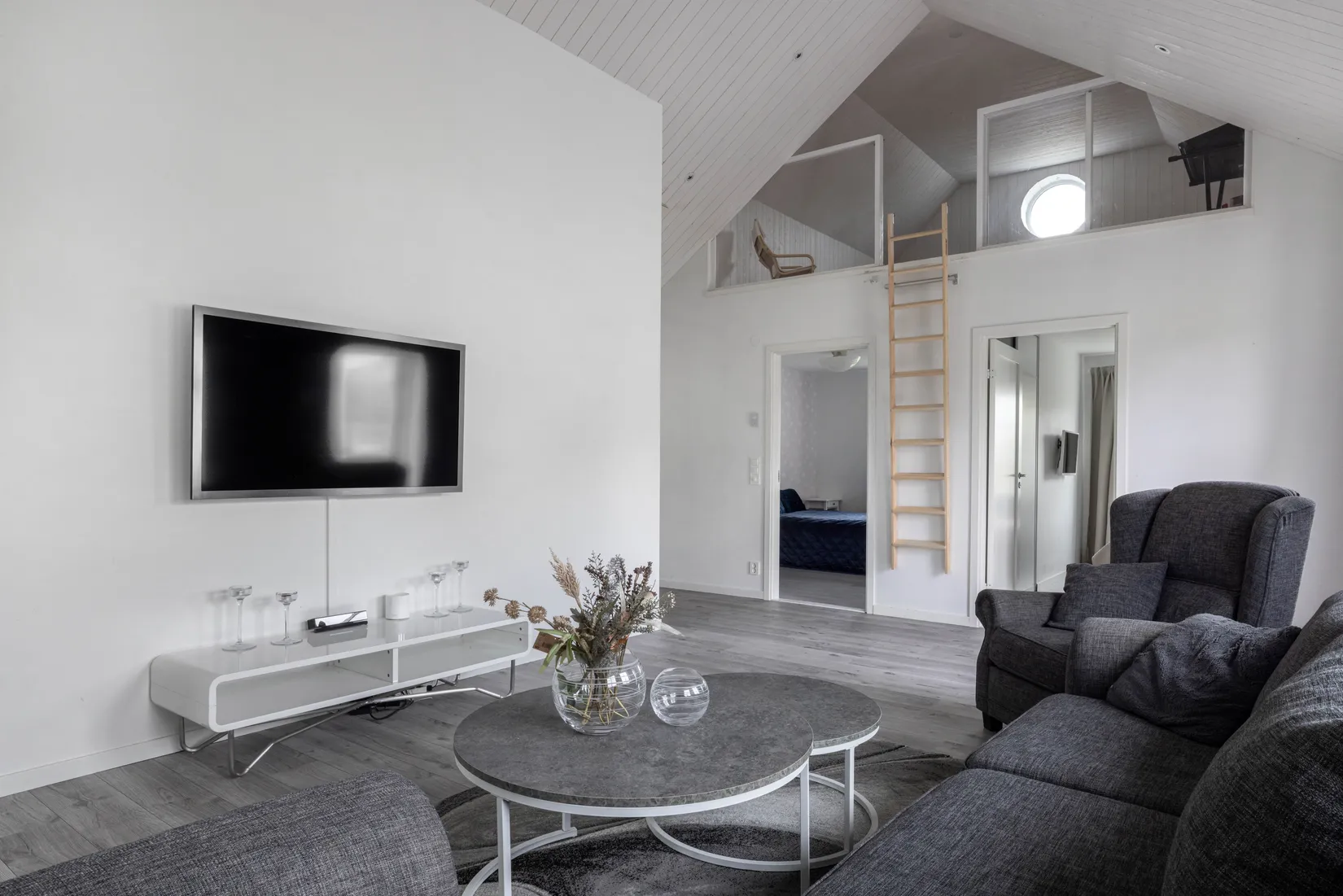 Villa, Lilla Tjärby Byavägen 5, Lilla Tjärby, Laholm