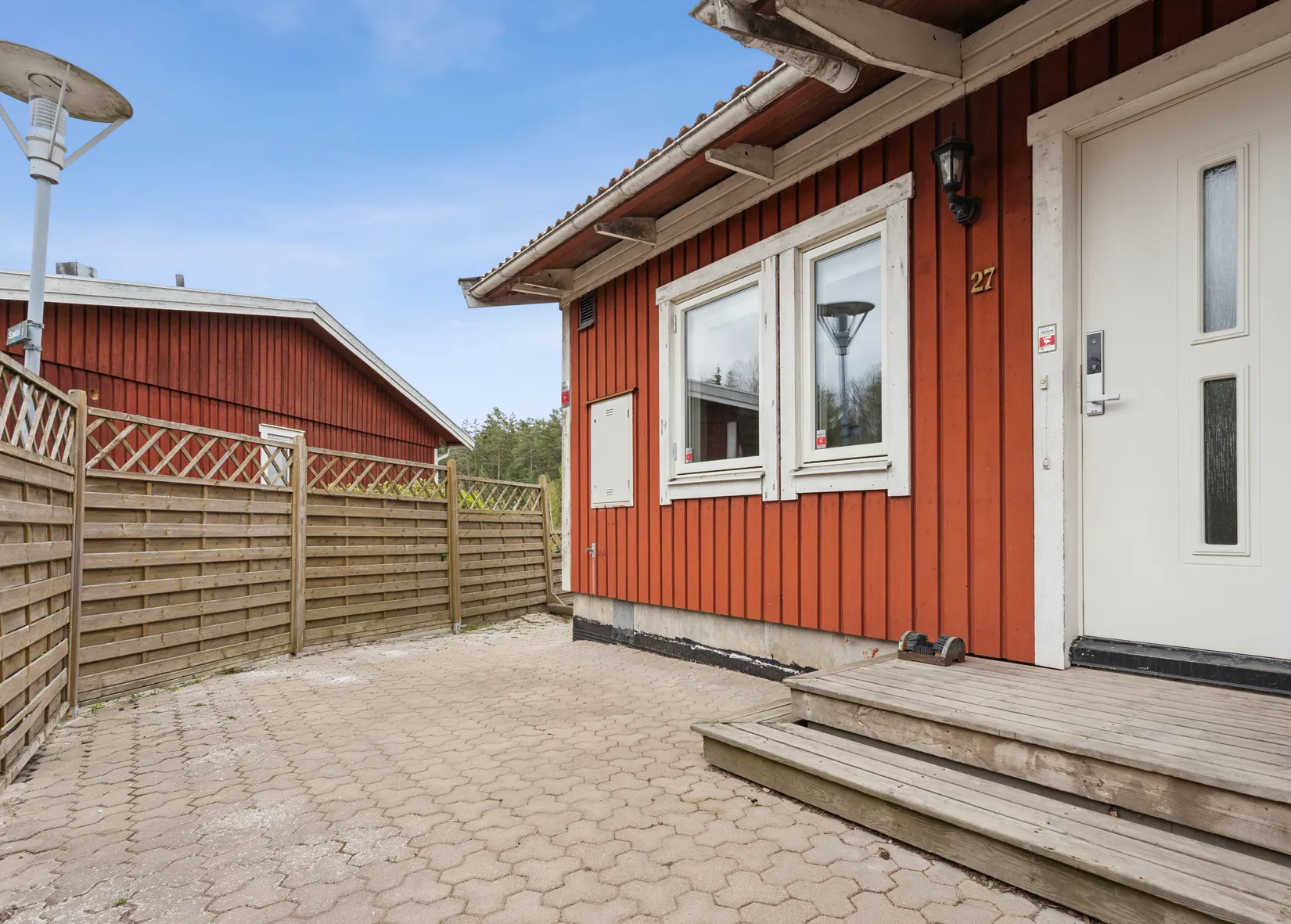 Villa, Radhus, Kottestigen 27, Vretarna / Tumba, Botkyrka