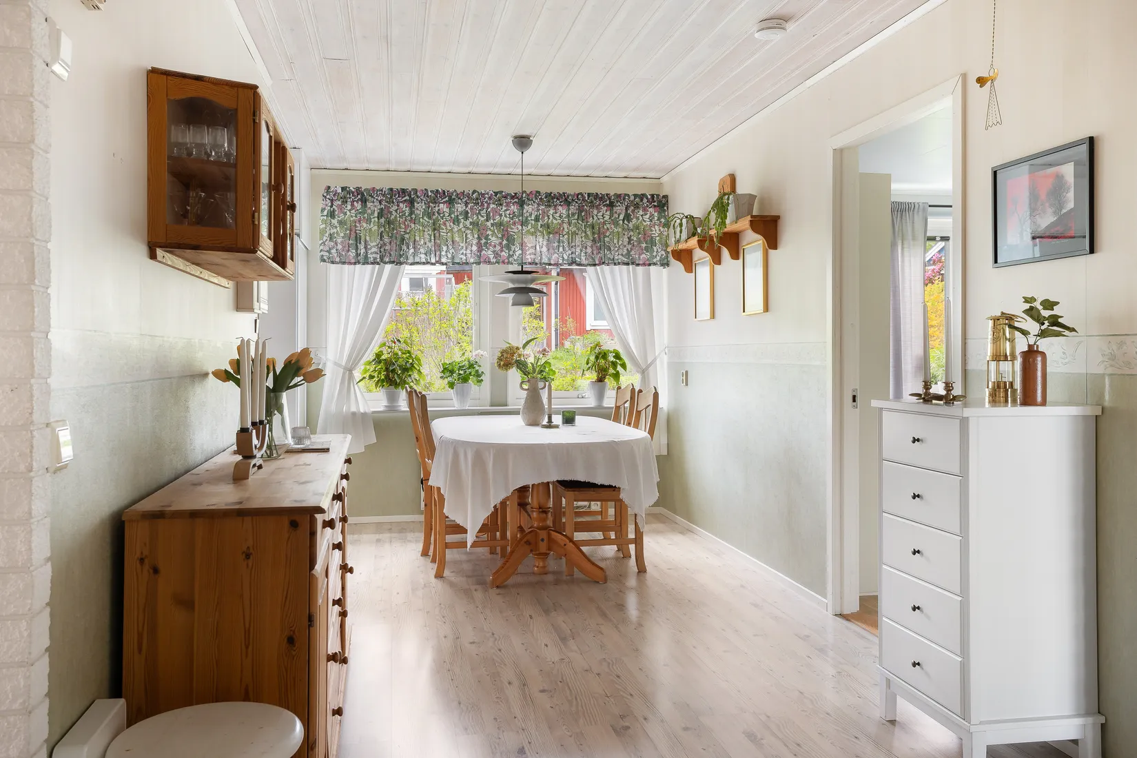 Villa, Klarbärsstigen 16, Kungsängen, Upplands-Bro