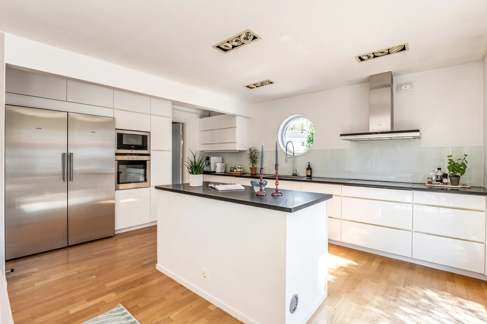 Villa, Gamla Lyckebyvägen 32, Vendelsö, Haninge