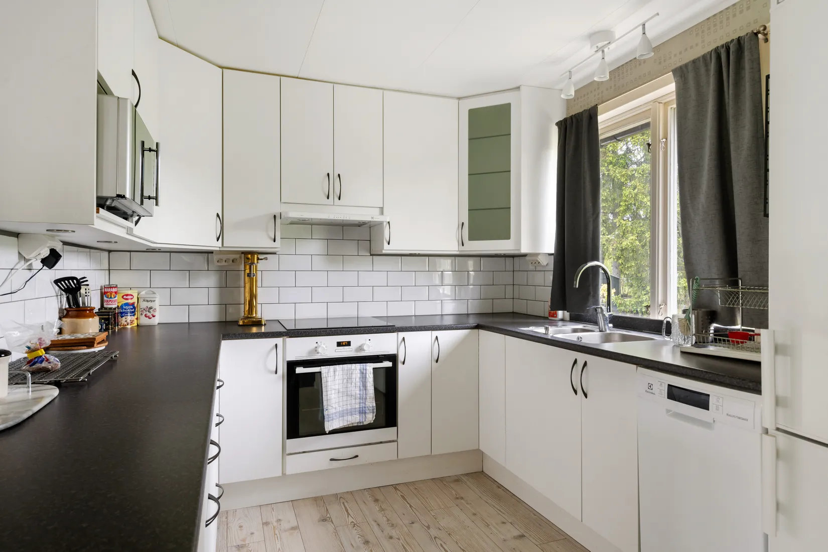 Fritidshus, Västra Hållstavägen 94, Hållsta, Norrtälje