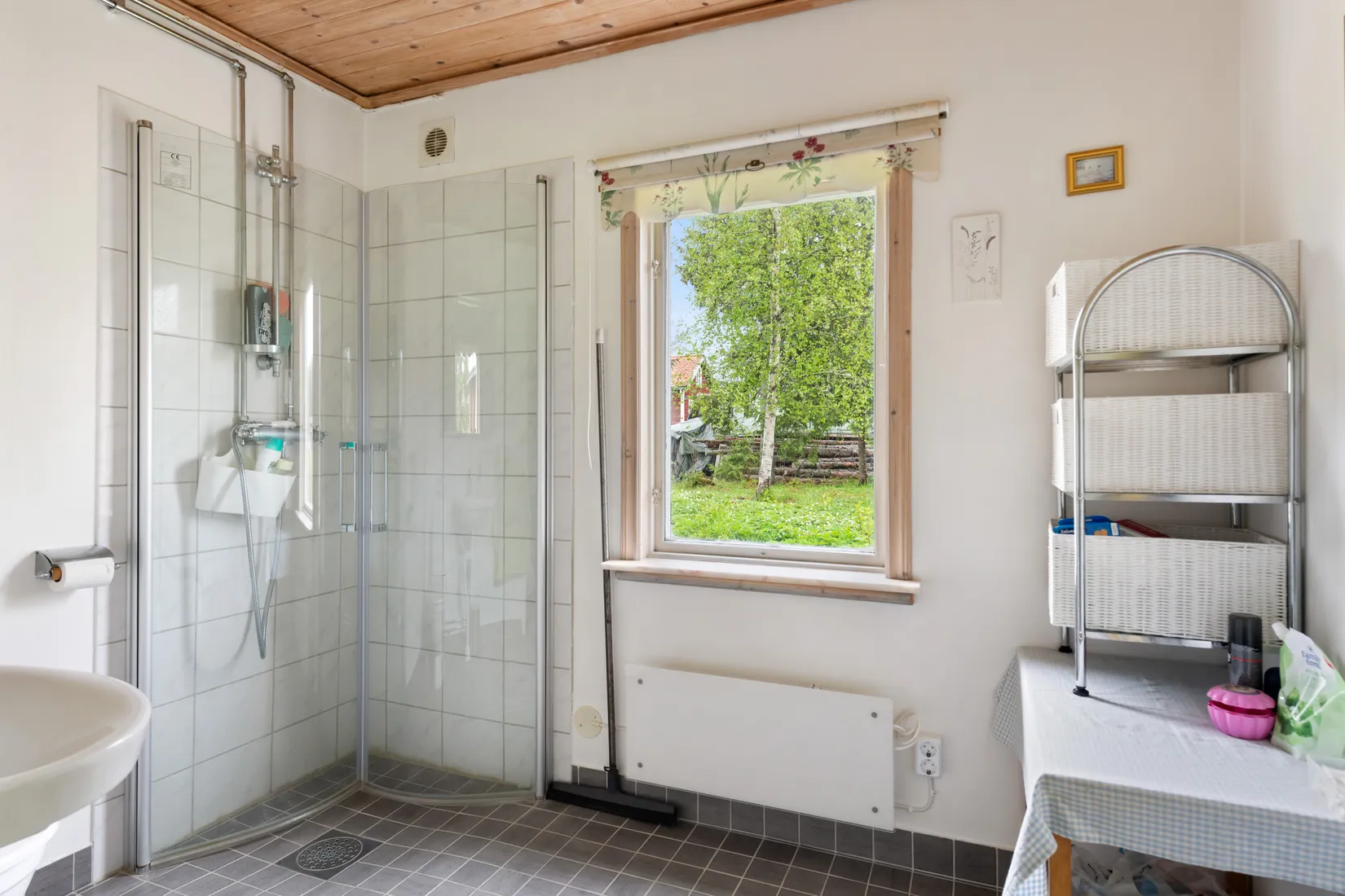 Fritidshus, Västra Hållstavägen 94, Hållsta, Norrtälje