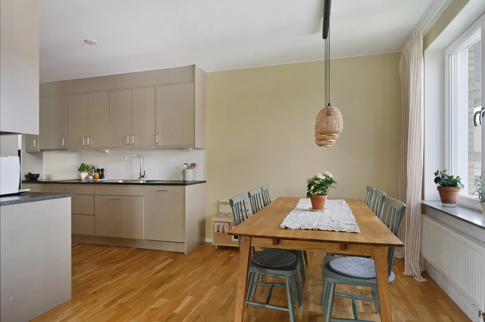 Bostadsrätt, Pressarvägen 6, Kallhäll, Järfälla