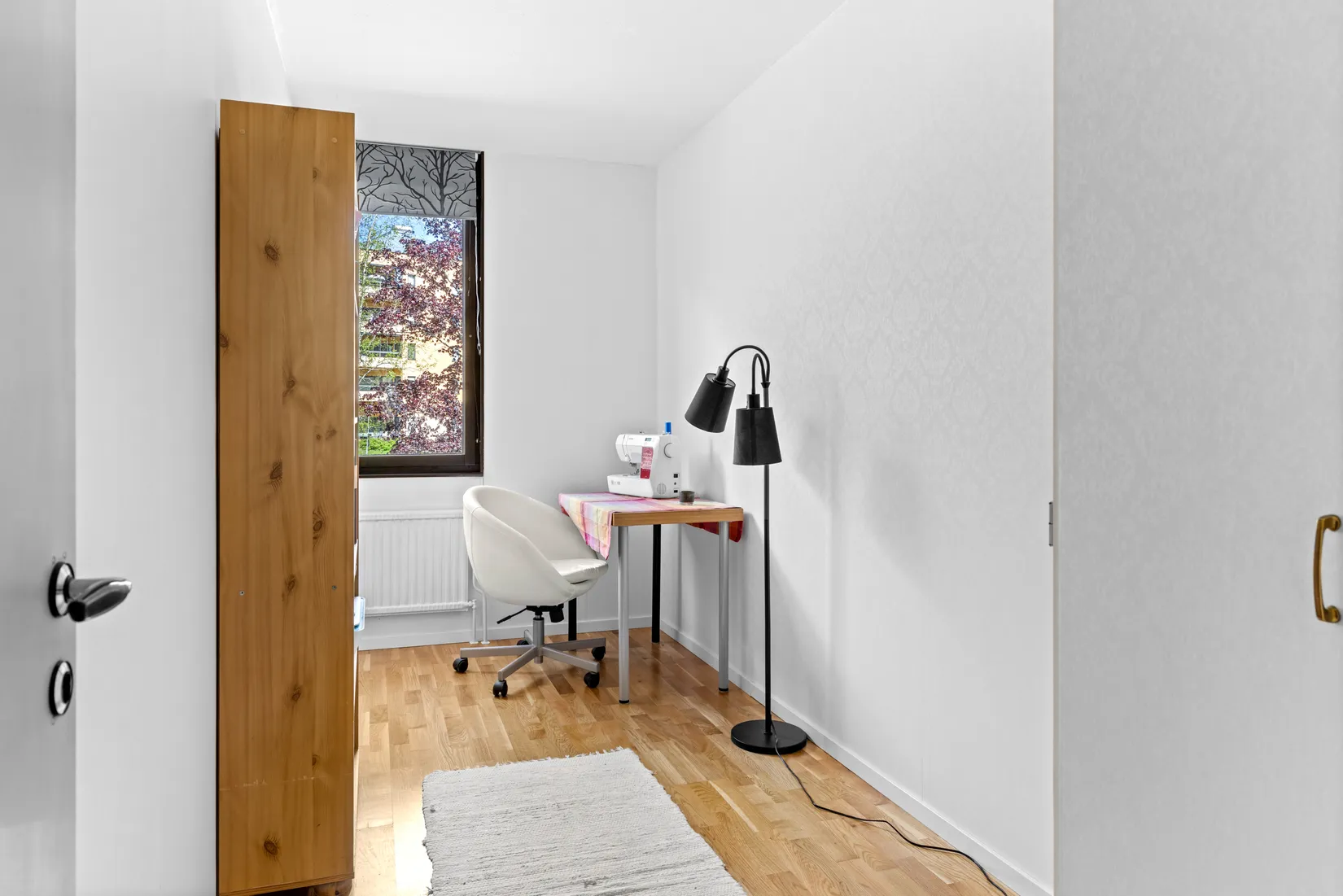 Bostadsrätt, Björkbacksvägen 87, Tyresö Centrum, Tyresö