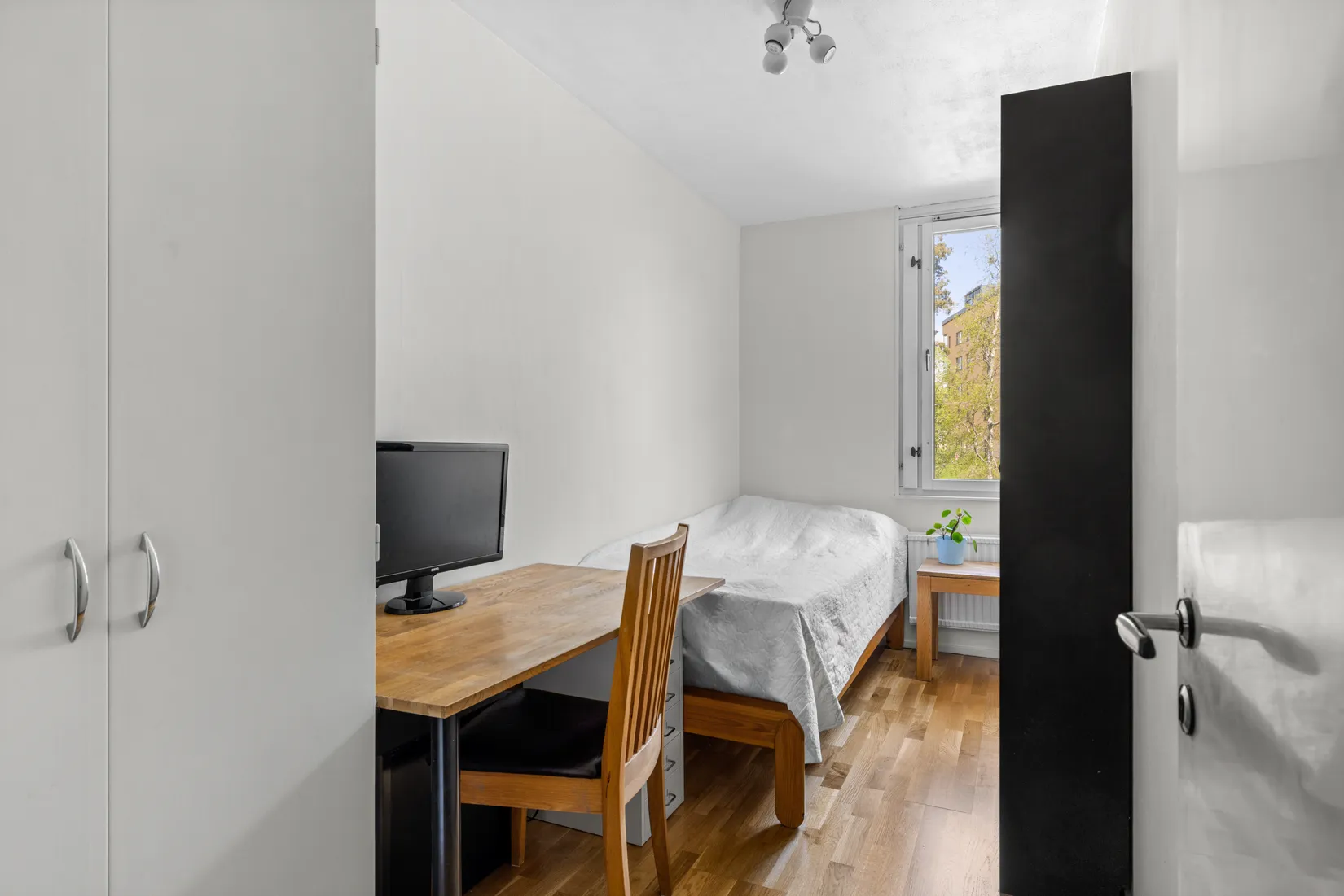 Bostadsrätt, Björkbacksvägen 87, Tyresö Centrum, Tyresö