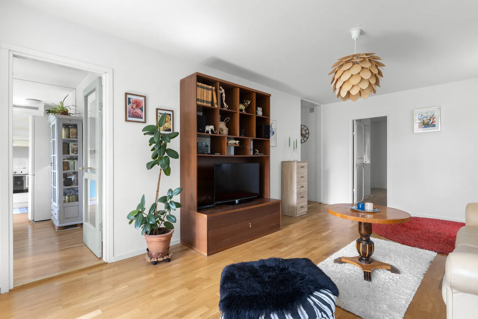 Bostadsrätt, Björkbacksvägen 87, Tyresö Centrum, Tyresö
