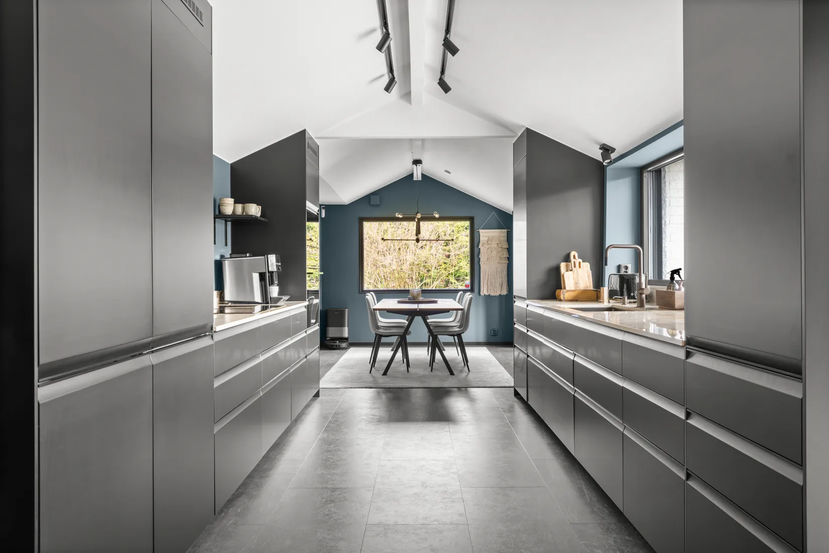 Villa, Ullbergsvägen 25, Raksta/Solberga/Bergholm, Tyresö