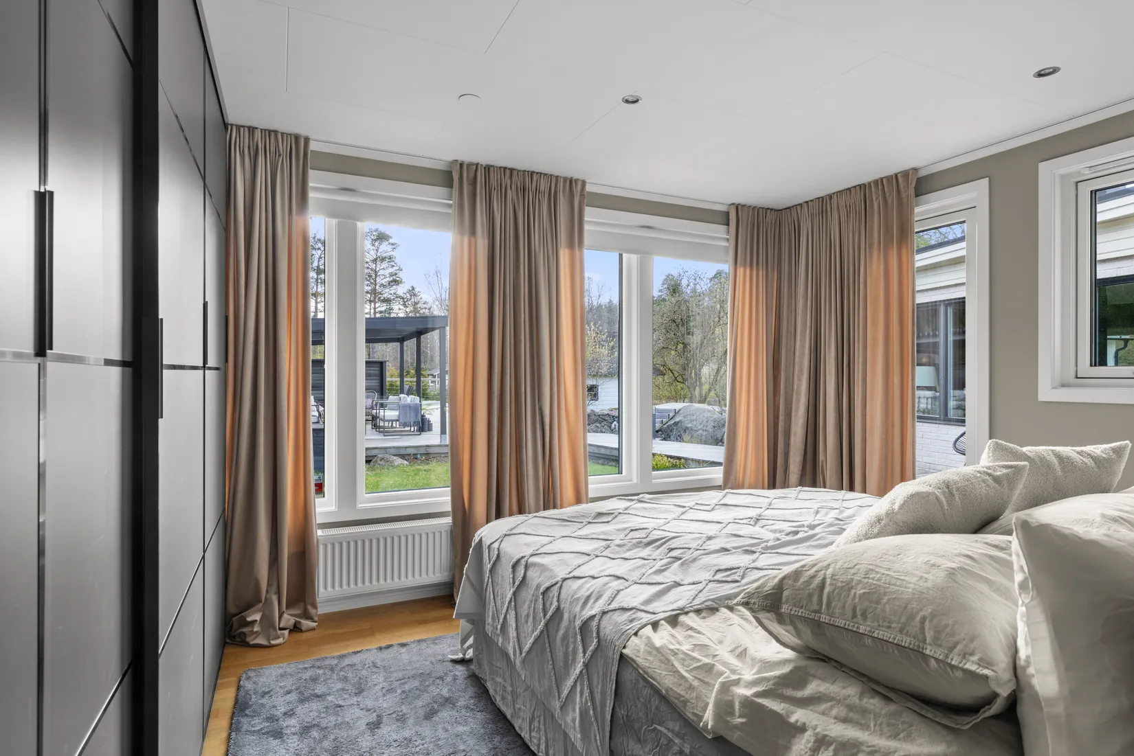 Villa, Ullbergsvägen 25, Raksta/Solberga/Bergholm, Tyresö