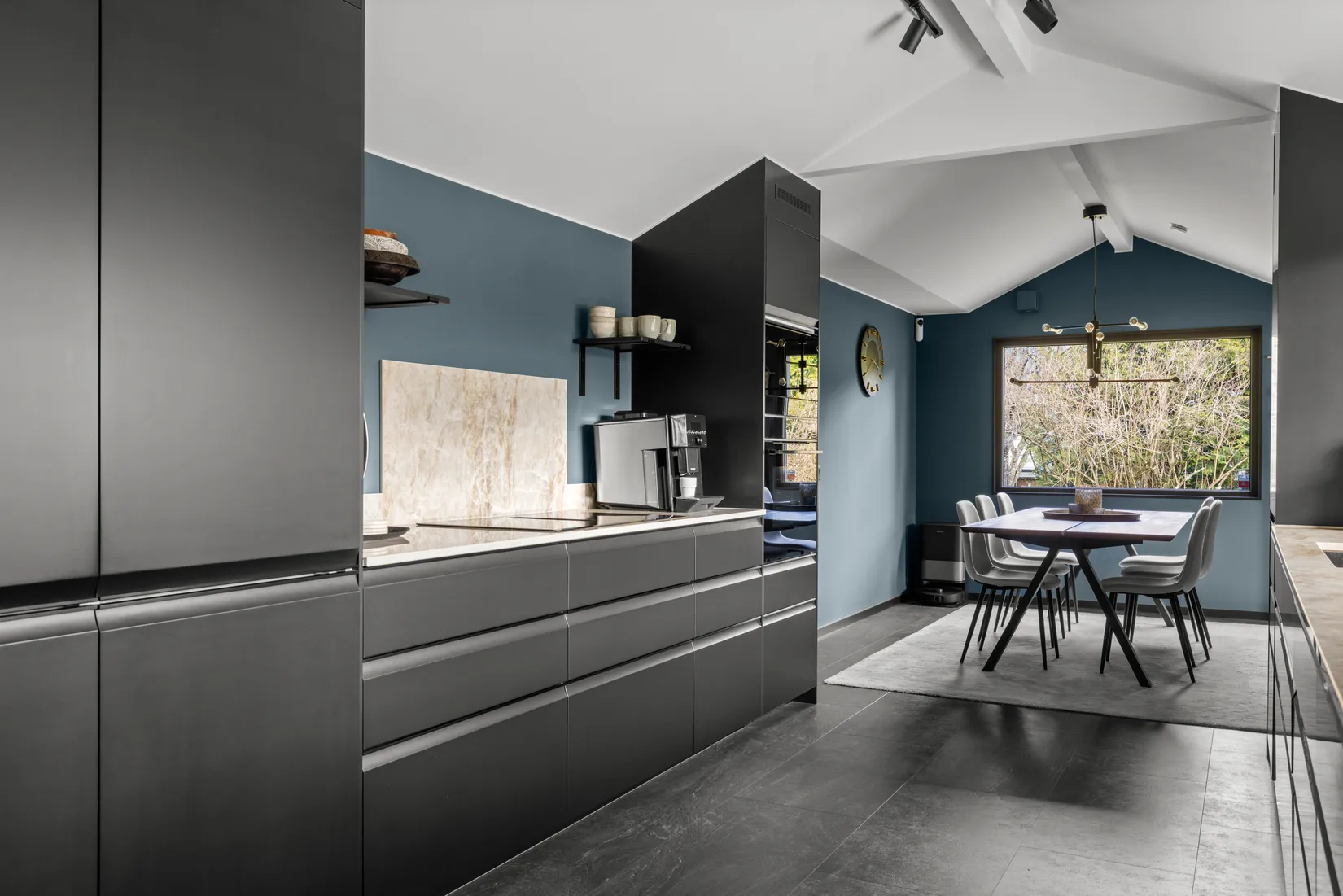 Villa, Ullbergsvägen 25, Raksta/Solberga/Bergholm, Tyresö