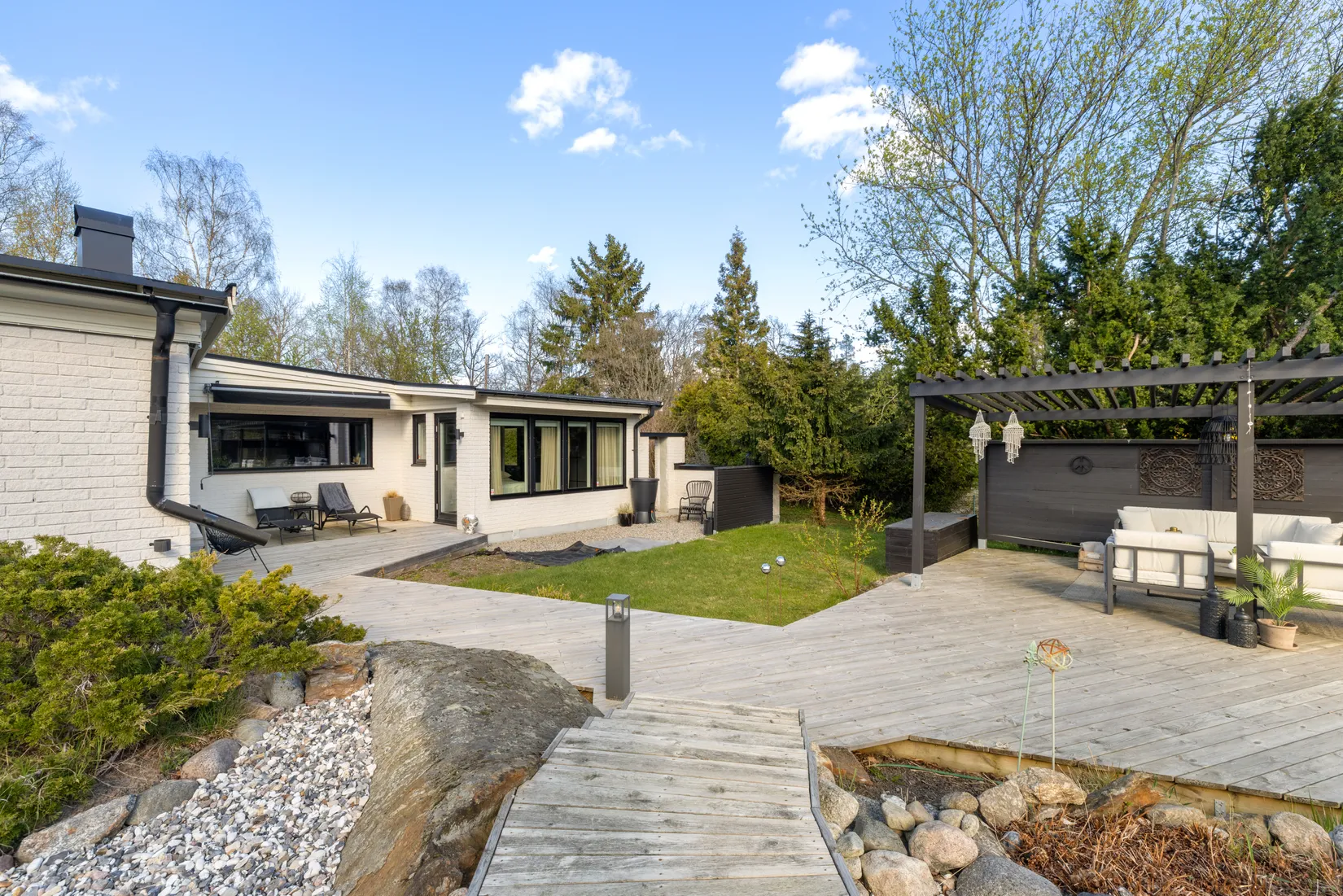Villa, Ullbergsvägen 25, Raksta/Solberga/Bergholm, Tyresö