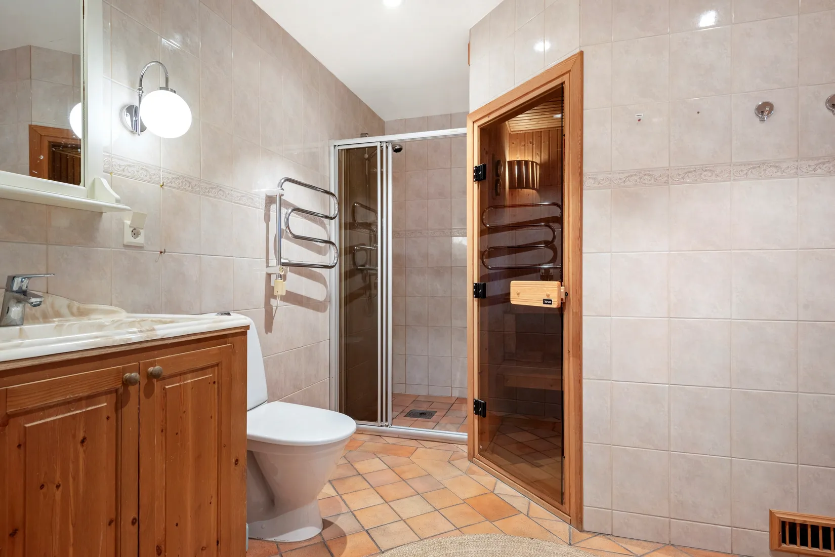 Villa, Kvarnsjövägen 1+1A, Saltsjö-Boo, Nacka