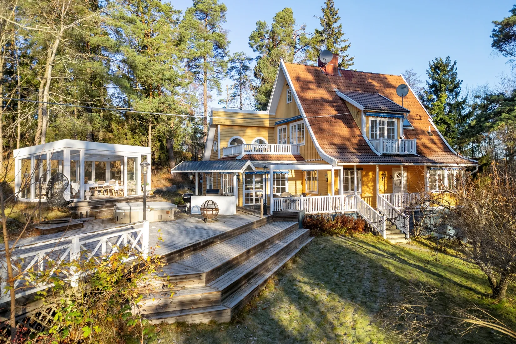 Villa, Kvarnsjövägen 1+1A, Saltsjö-Boo, Nacka