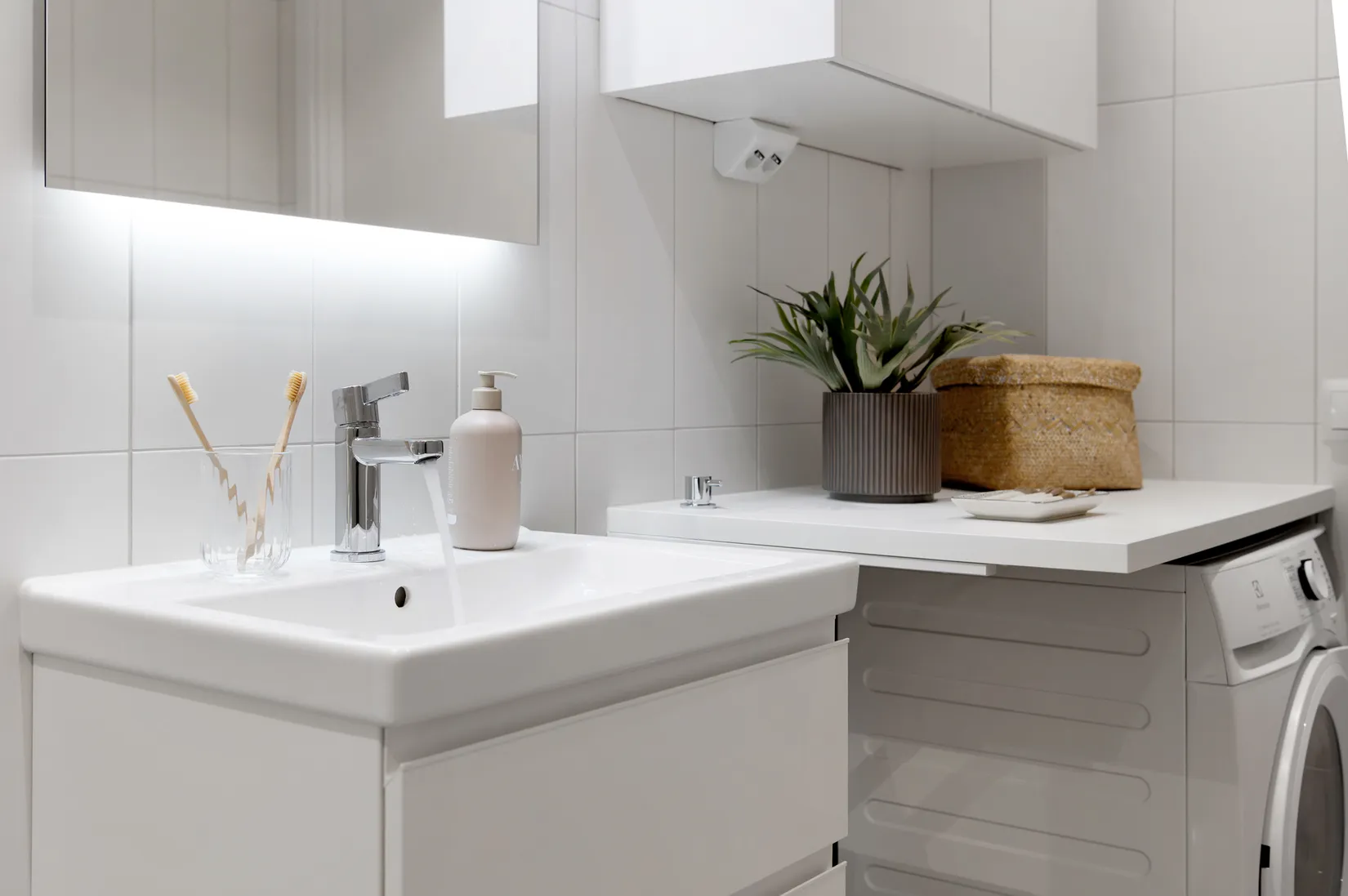 Bostadsrätt, Älvsjövägen 28, vån 1, Älvsjö, Stockholm
