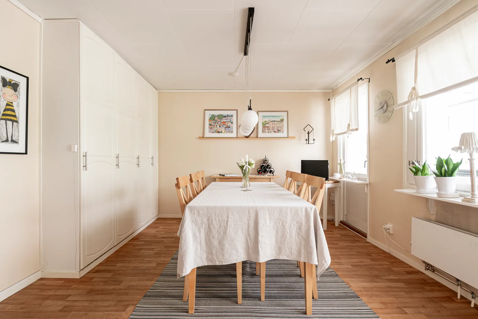 Villa, Radhus, Dagsvärmargatan 42, Södra Skiljebo, Västerås