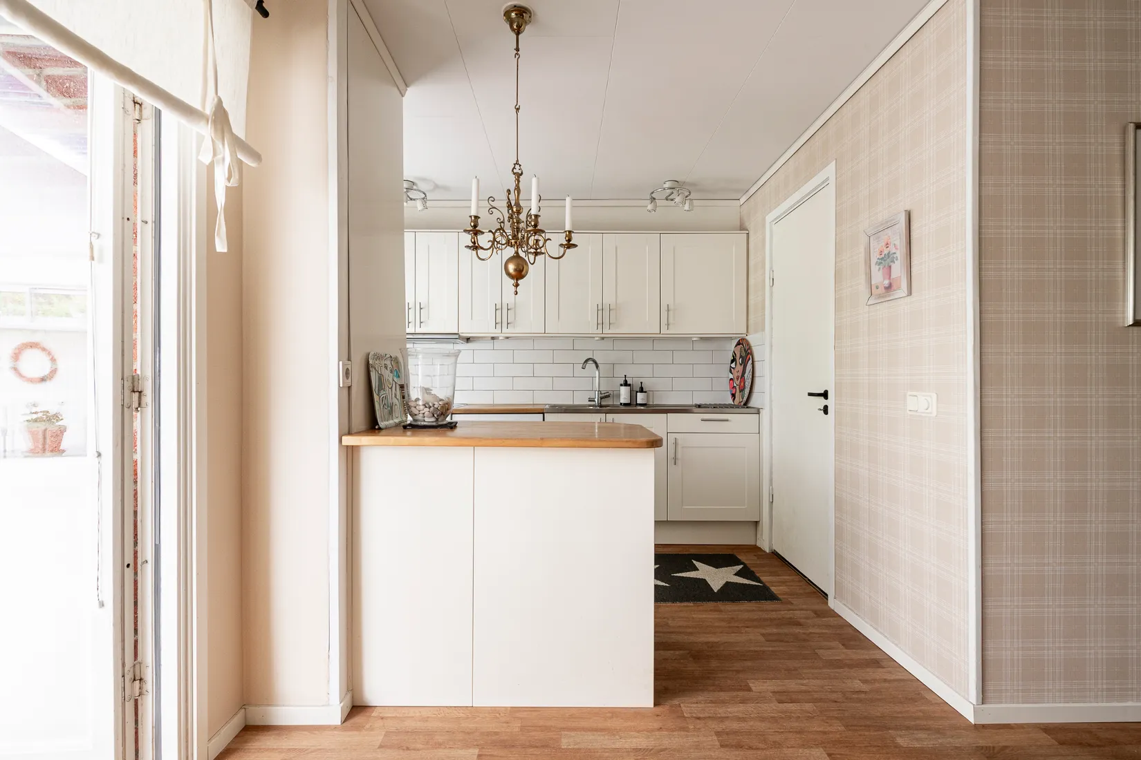 Villa, Radhus, Dagsvärmargatan 42, Södra Skiljebo, Västerås