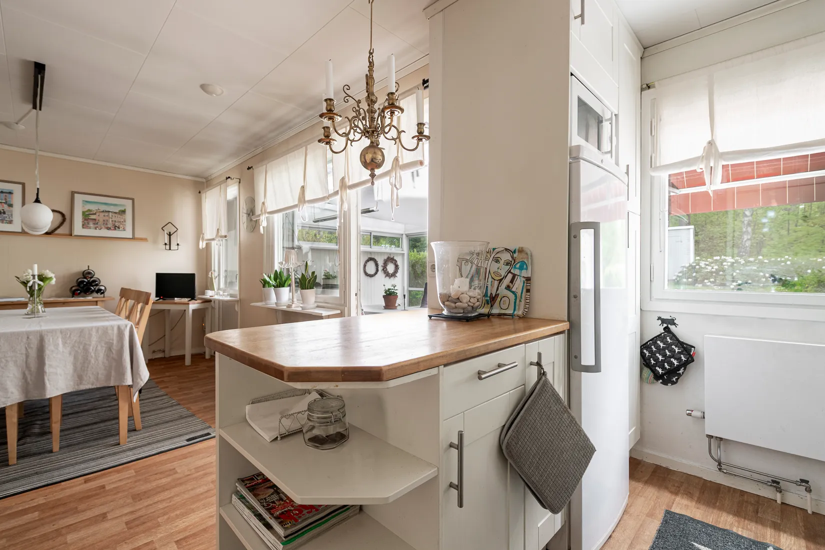 Villa, Radhus, Dagsvärmargatan 42, Södra Skiljebo, Västerås