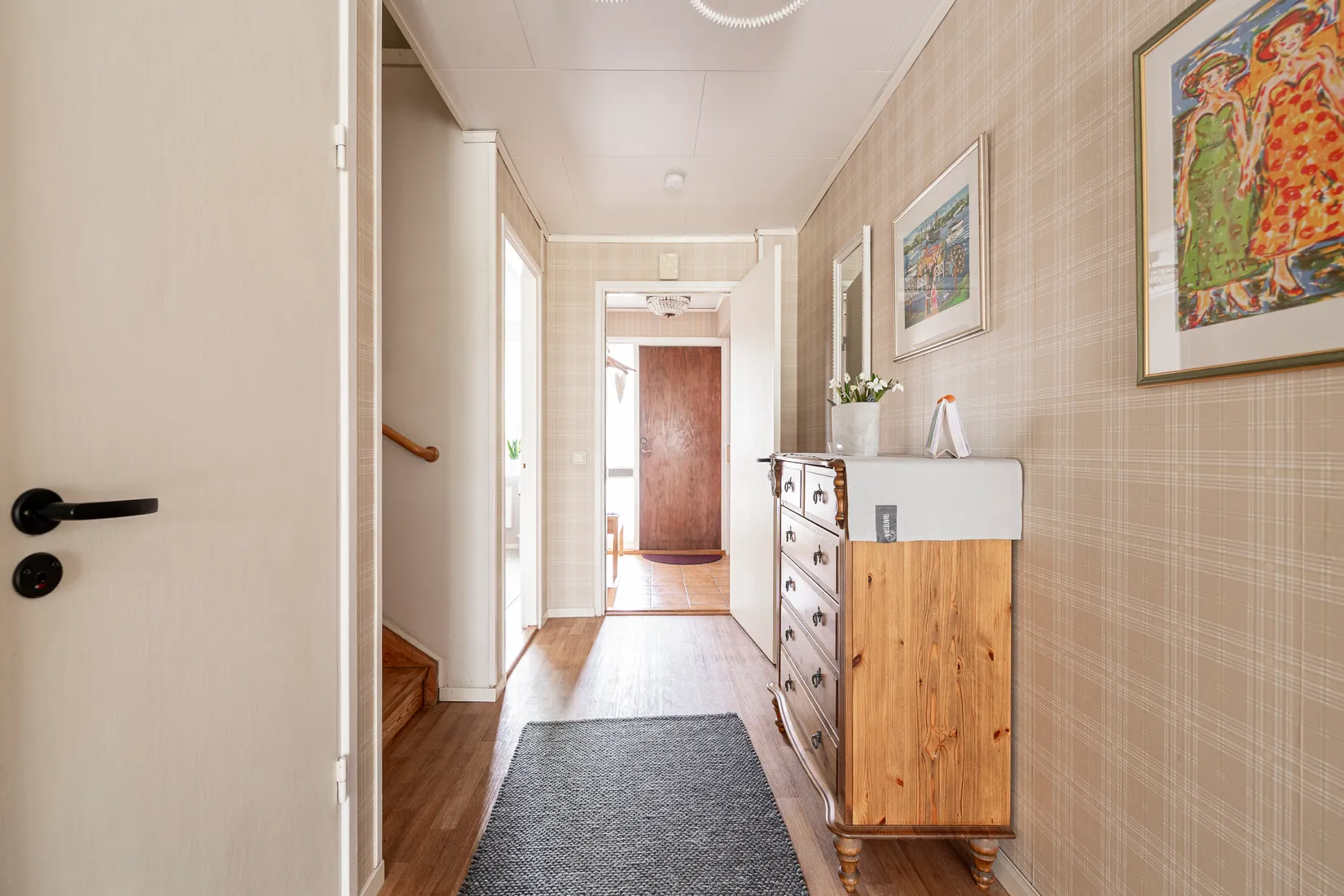 Villa, Radhus, Dagsvärmargatan 42, Södra Skiljebo, Västerås