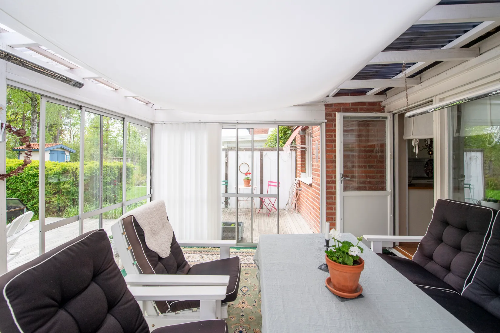 Villa, Radhus, Dagsvärmargatan 42, Södra Skiljebo, Västerås