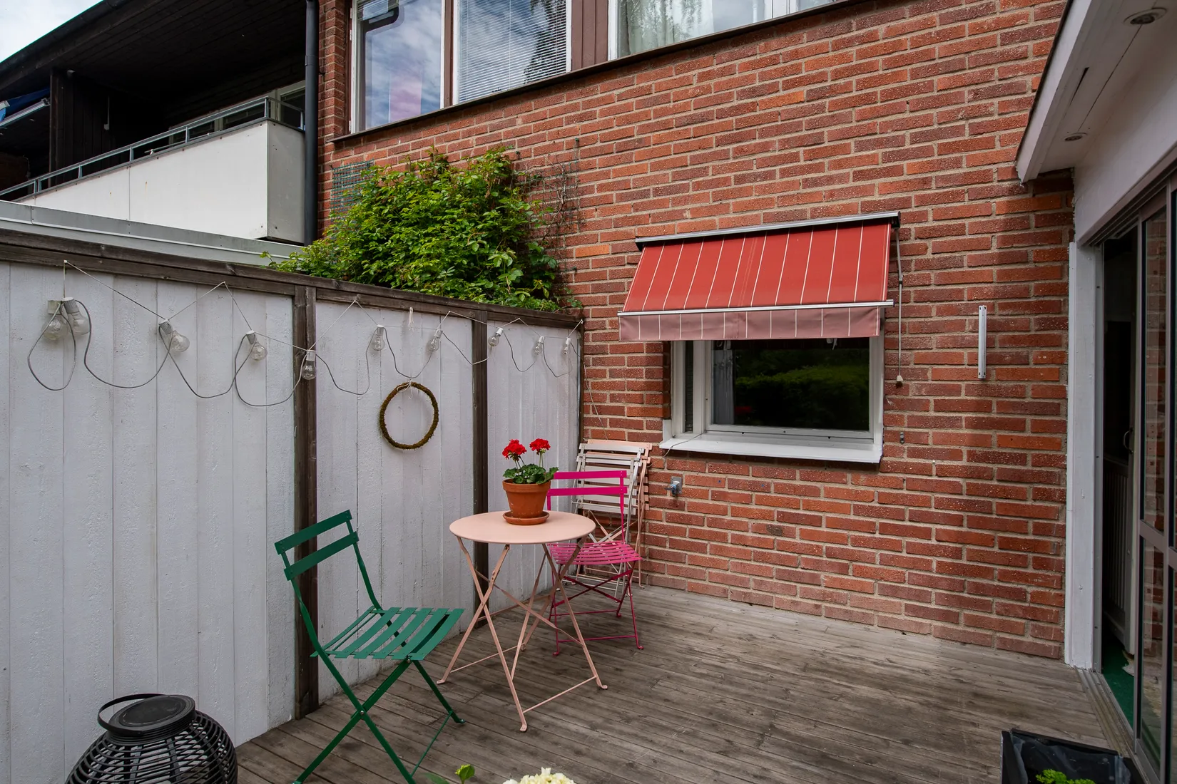 Villa, Radhus, Dagsvärmargatan 42, Södra Skiljebo, Västerås