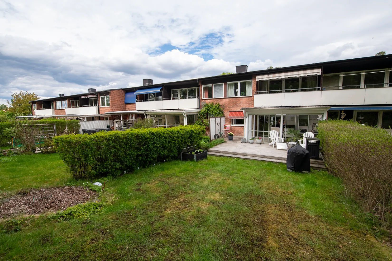 Villa, Radhus, Dagsvärmargatan 42, Södra Skiljebo, Västerås