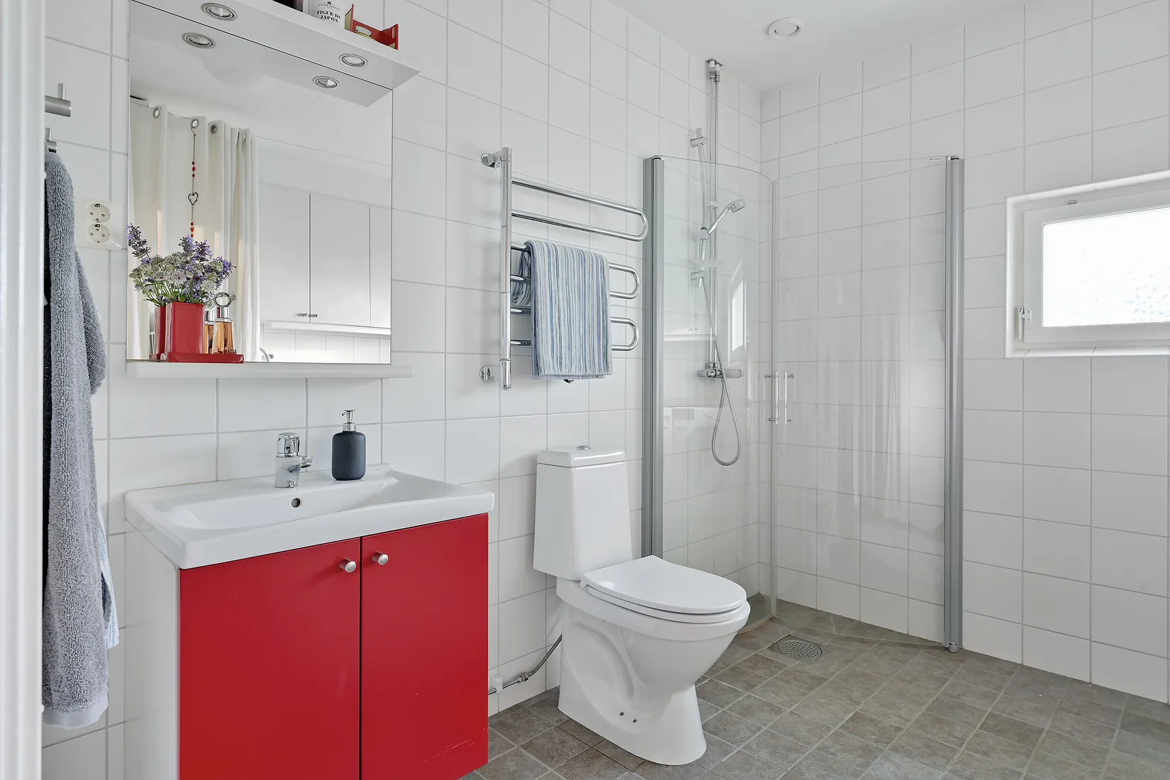 Villa, Adlerfelts gata 6, Sanda Ängar, Upplands Väsby