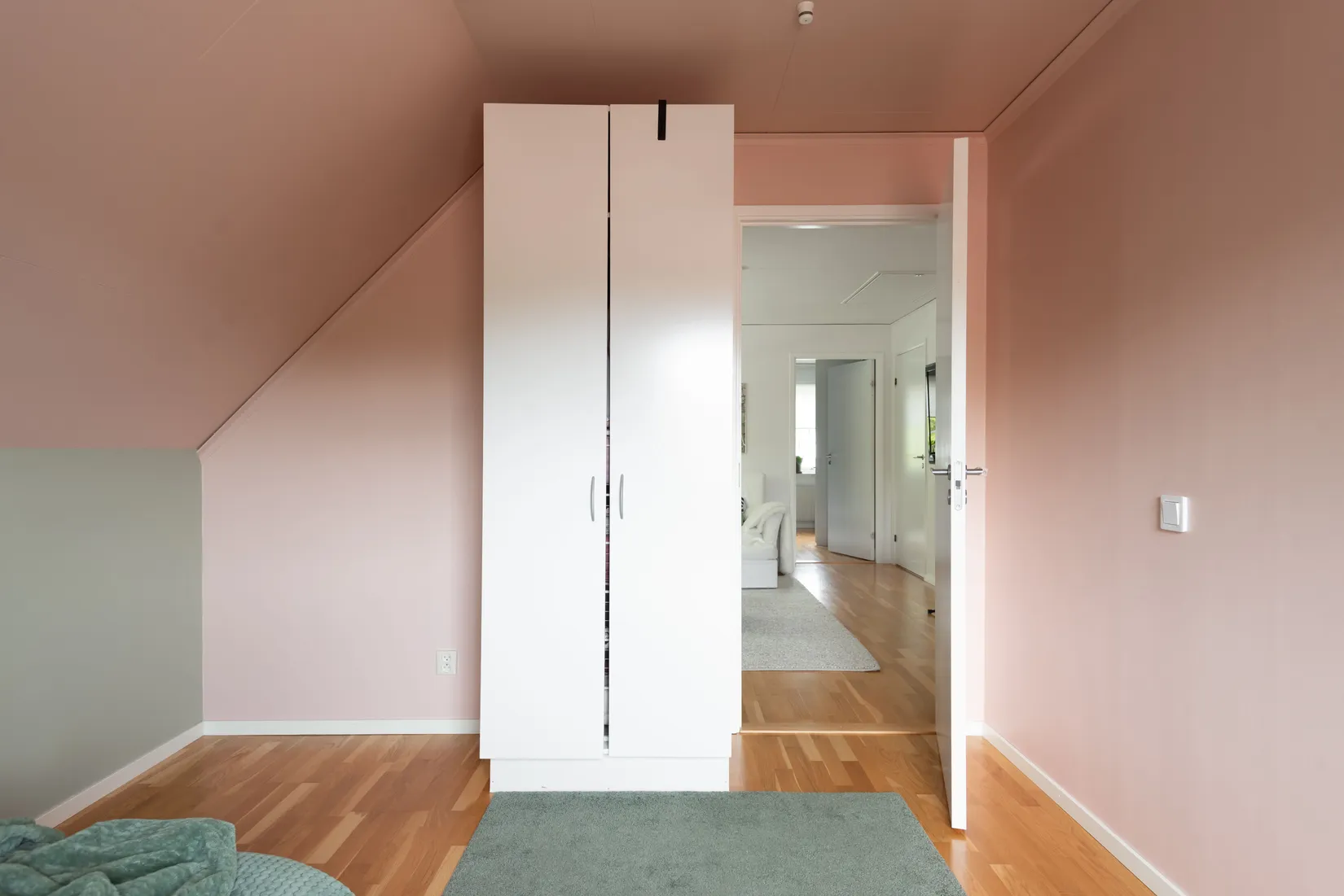Villa, Kvarntorpsvägen 13, Lindhult, Örebro