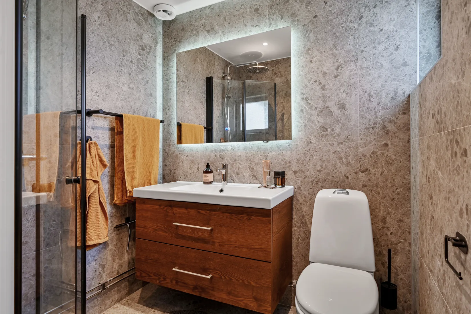 Bostadsrätt, Radhus, Lagmansvägen 21, Runby, Upplands Väsby