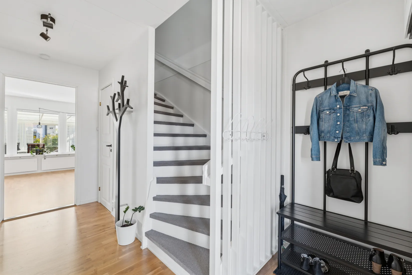 Bostadsrätt, Radhus, Sjöåkravägen 155, Bankeryd, Jönköping