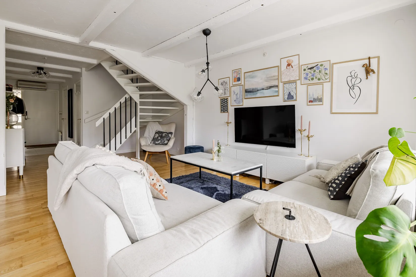 Radhus, Trumpetvägen 68, Eskilstuna