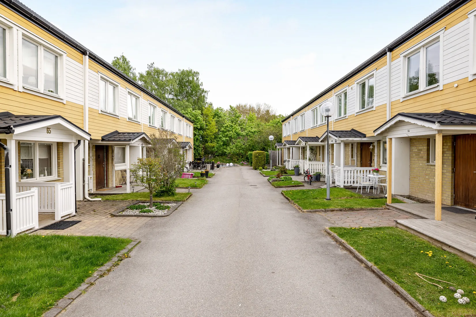 Radhus, Trumpetvägen 68, Eskilstuna