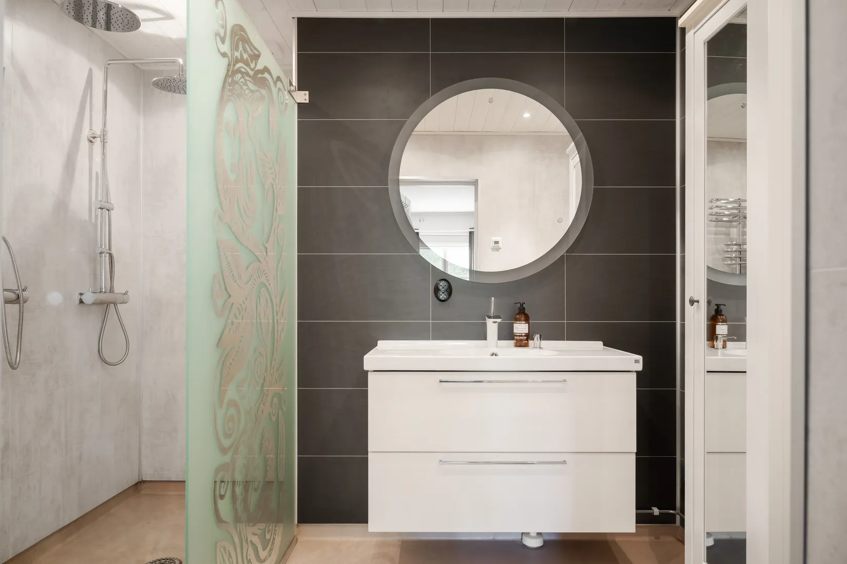 Villa, Nyeds-Hulteby 111, Molkom, Karlstad
