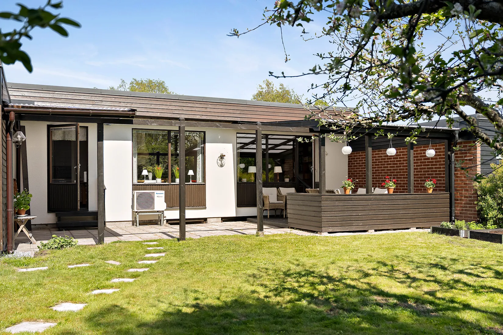 Villa, Radhus, Lars Montins väg 10, Söndrum, Halmstad