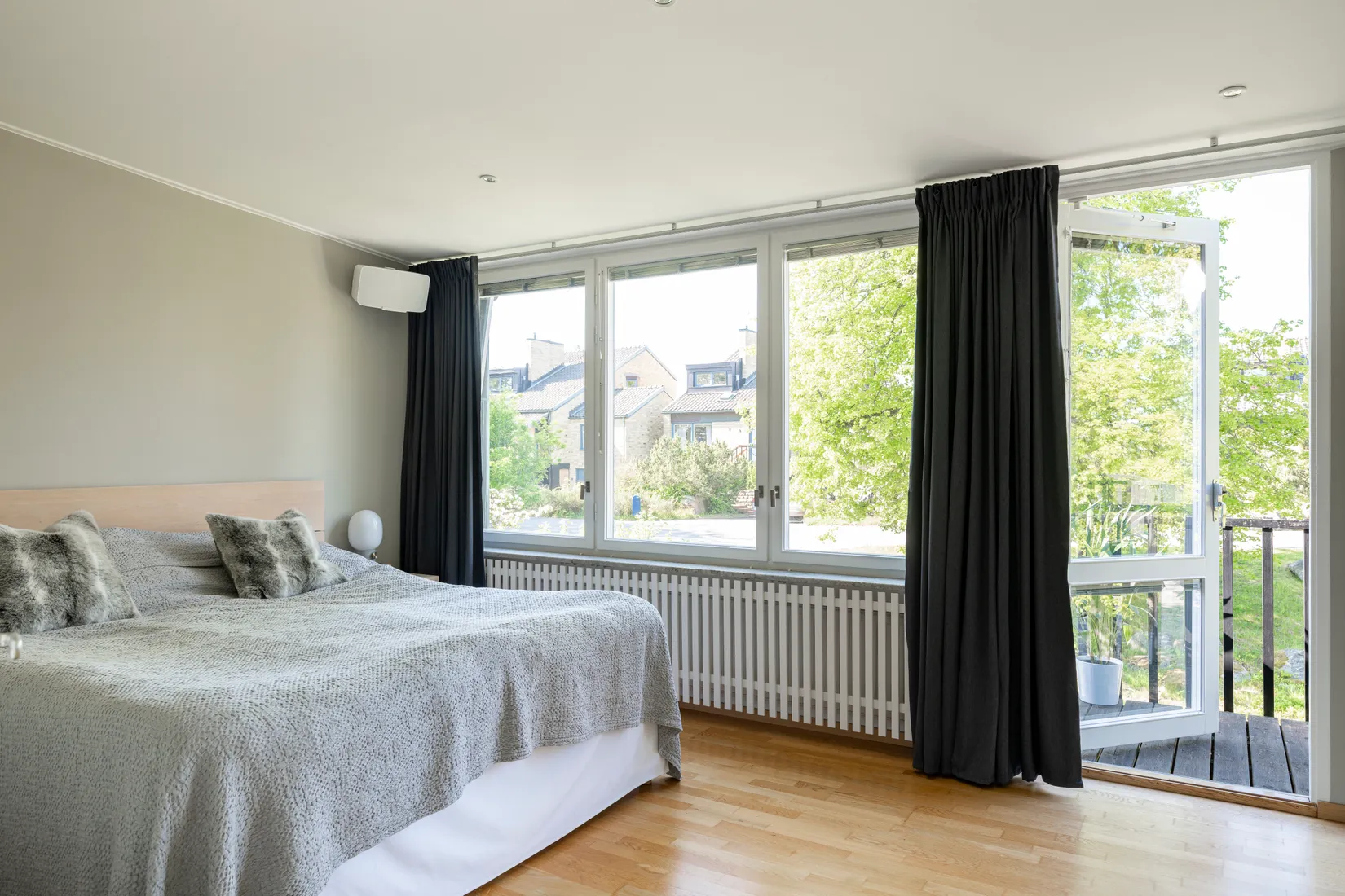 Radhus, Mälarblick 56, Nockebyhov, Stockholm