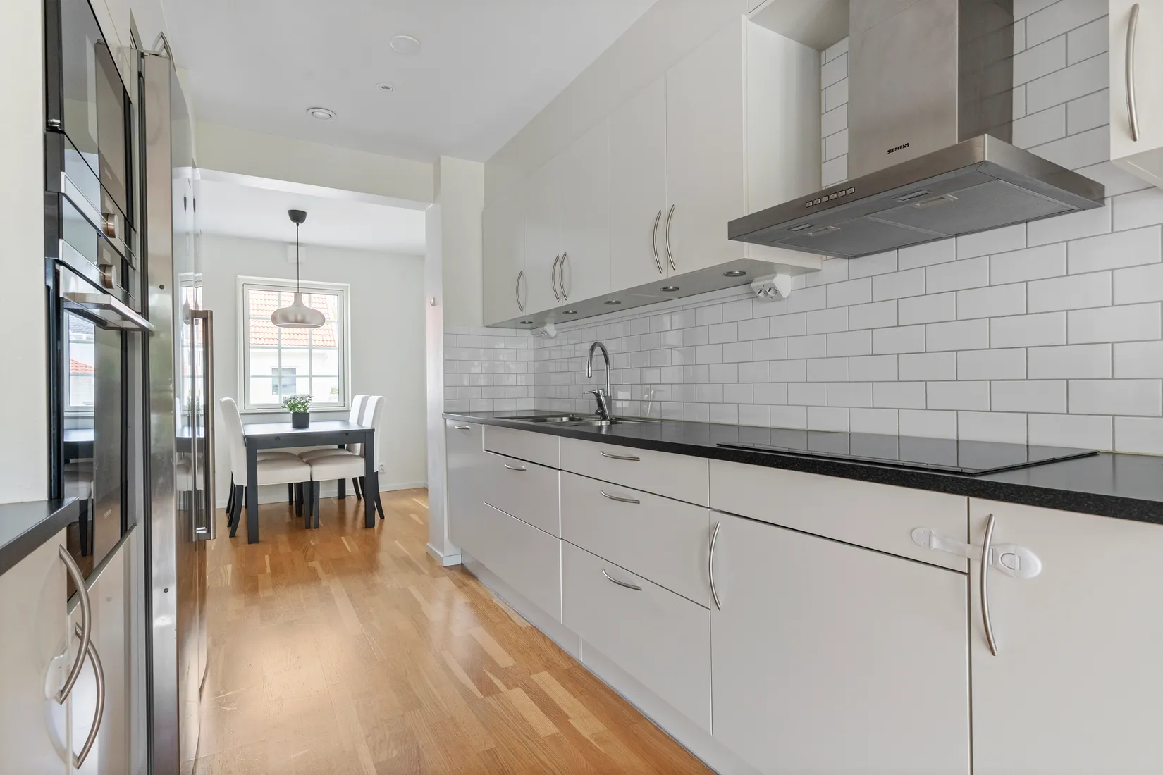 Bostadsrätt, Radhus, Humlevägen 1D, Ekeberg, Lilla Edet