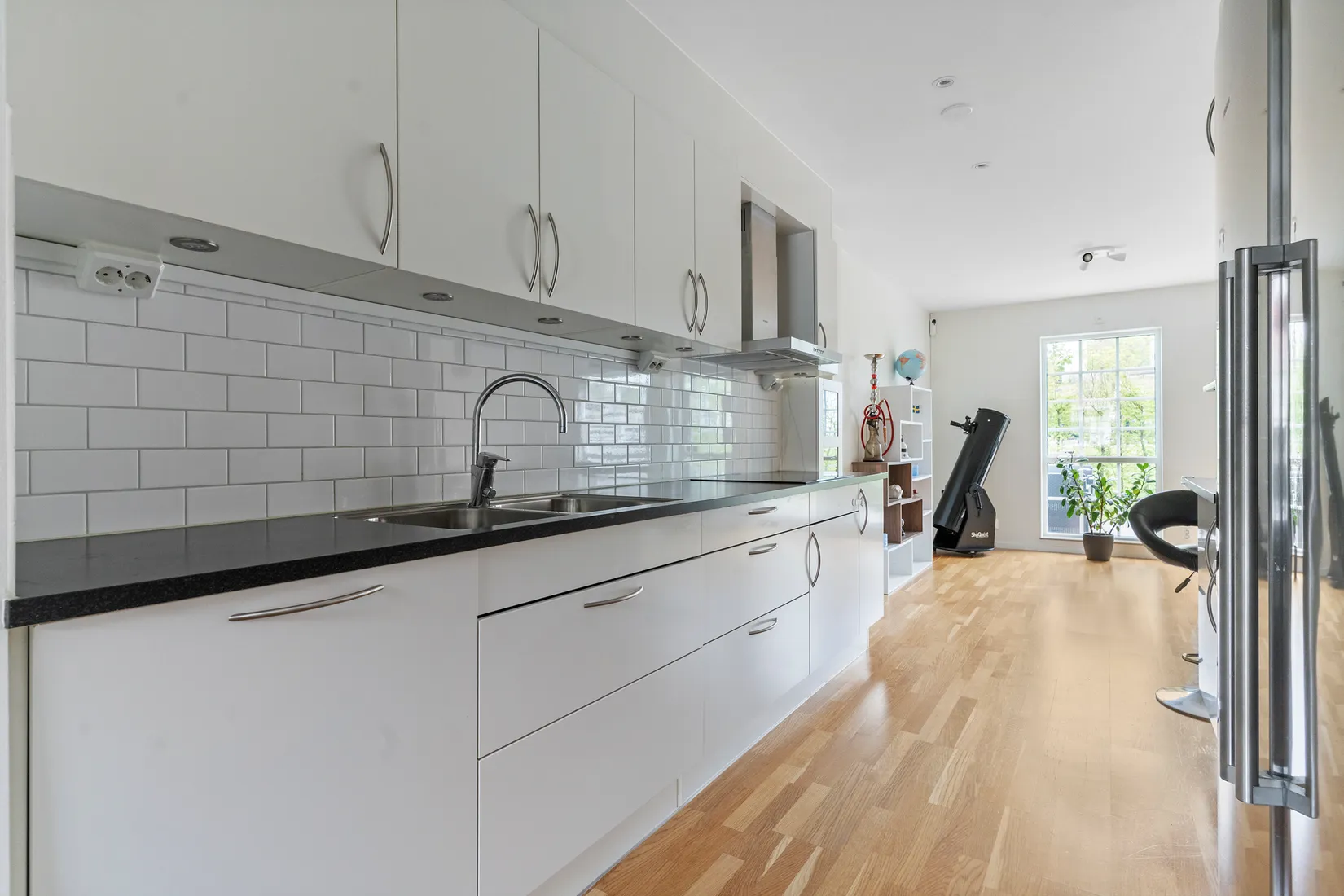 Bostadsrätt, Radhus, Humlevägen 1D, Ekeberg, Lilla Edet