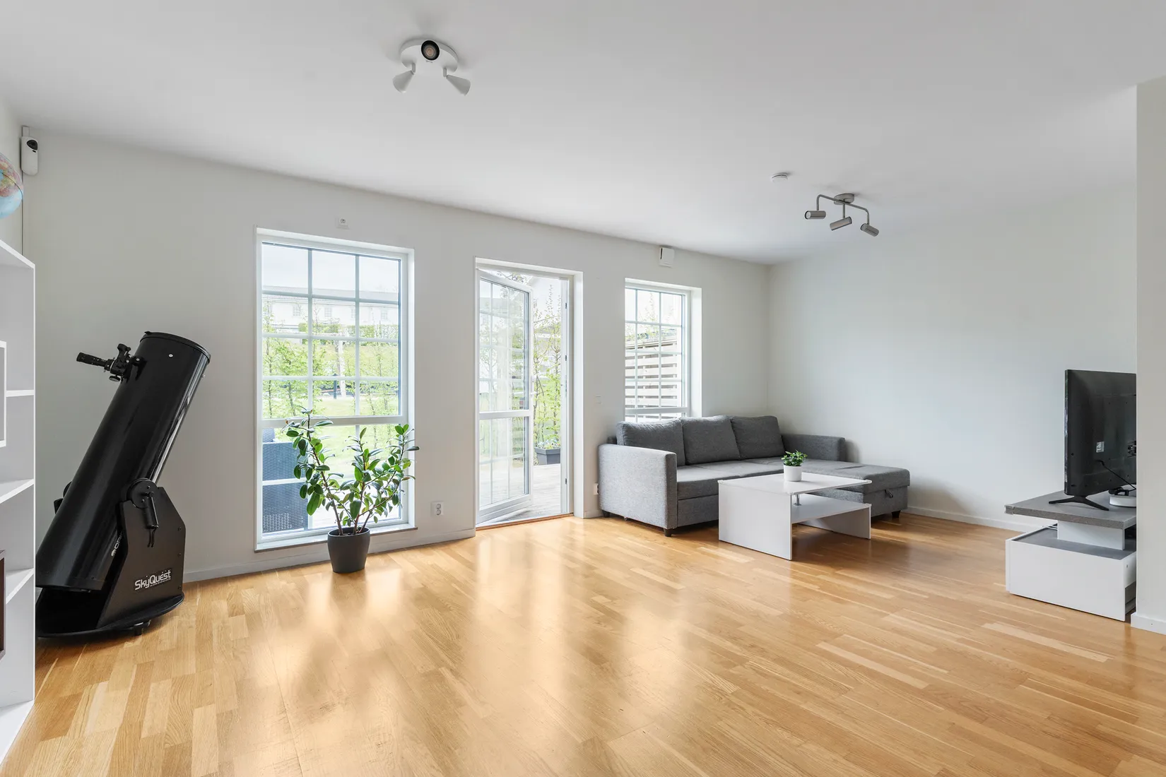 Bostadsrätt, Radhus, Humlevägen 1D, Ekeberg, Lilla Edet