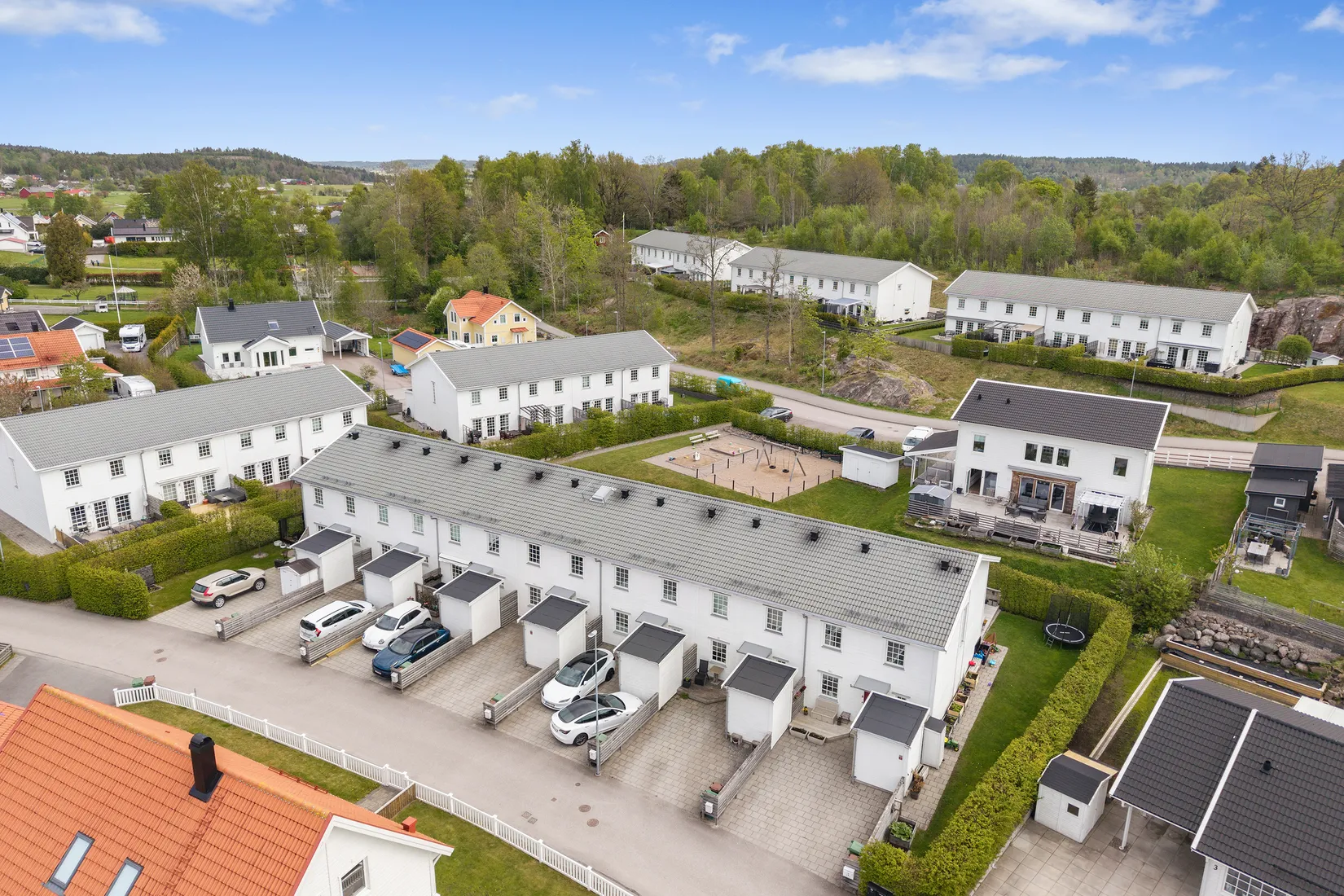 Bostadsrätt, Radhus, Humlevägen 1D, Ekeberg, Lilla Edet