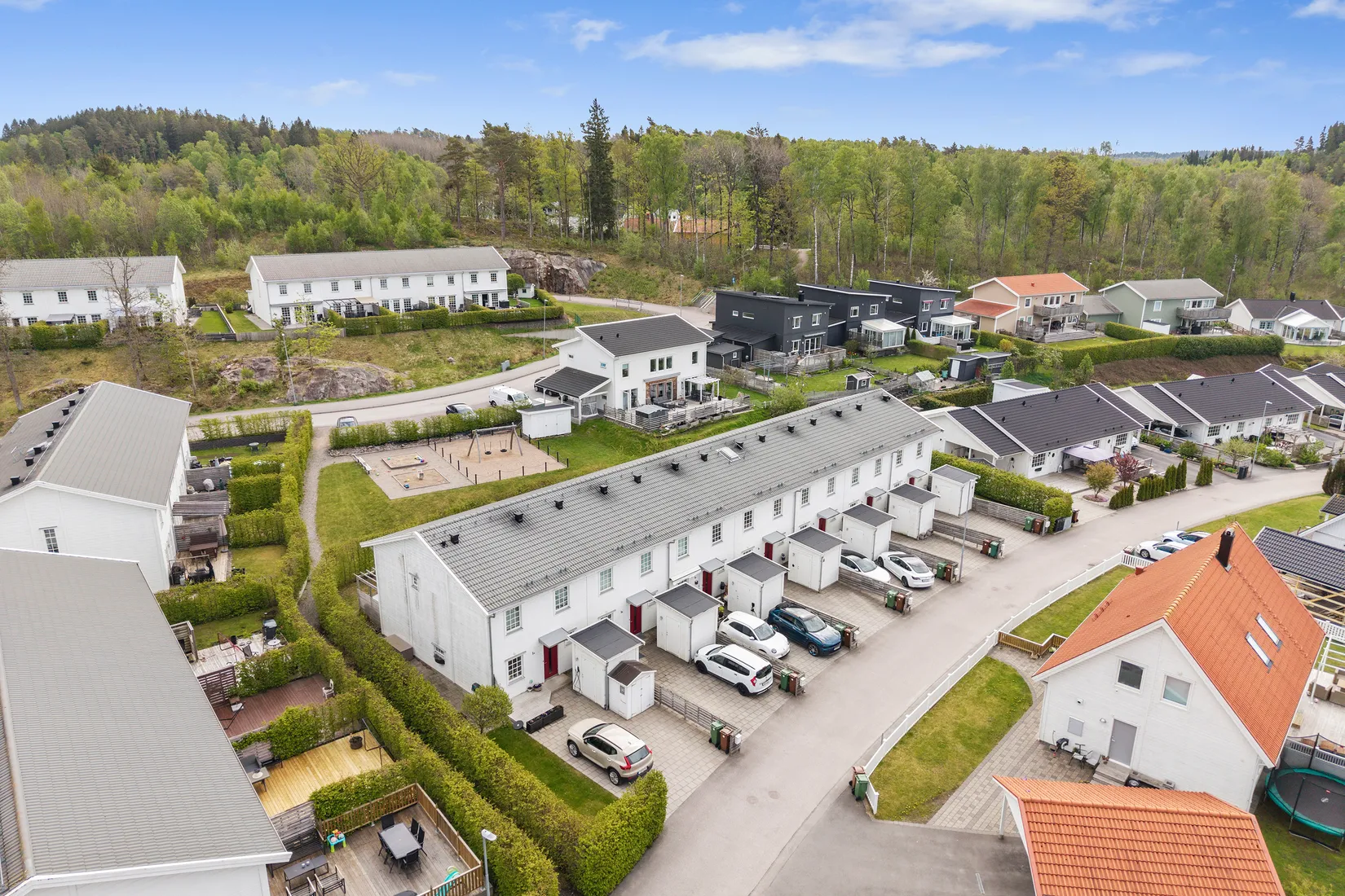 Bostadsrätt, Radhus, Humlevägen 1D, Ekeberg, Lilla Edet