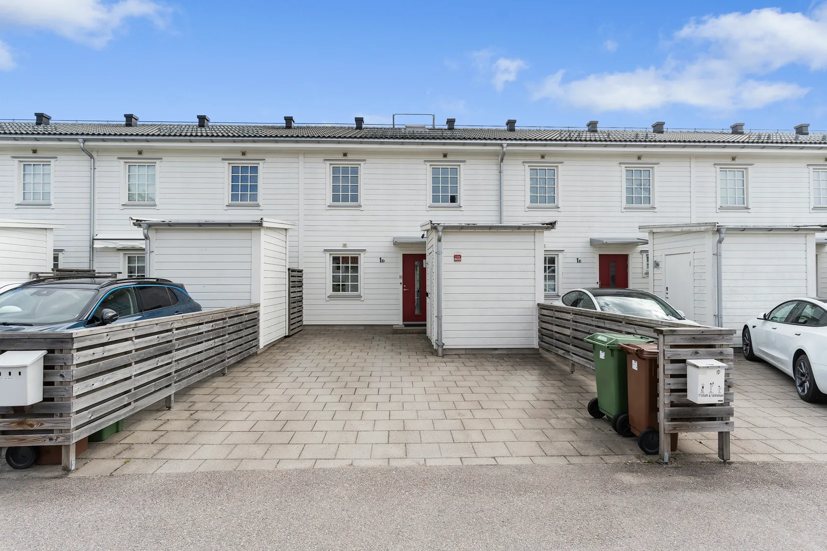 Bostadsrätt, Radhus, Humlevägen 1D, Ekeberg, Lilla Edet