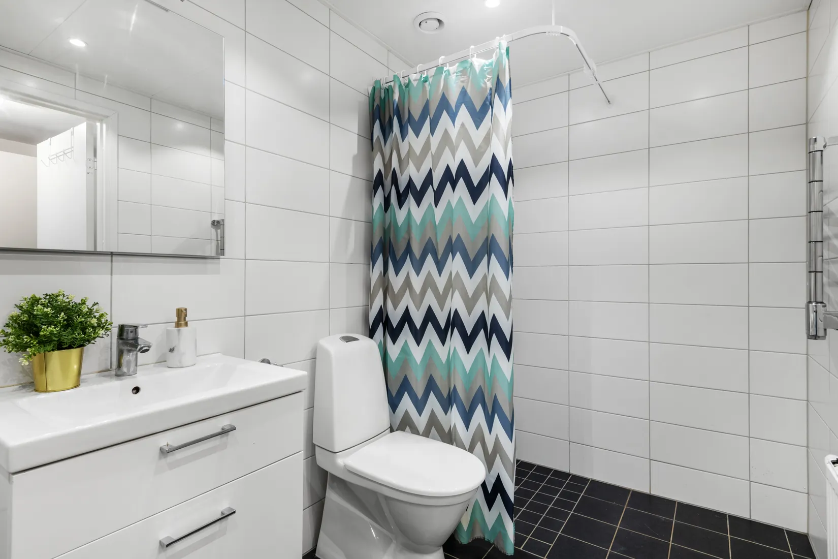 Bostadsrätt, Hägerneholmsvägen 8A, 6tr, Hägerneholm, Arninge, Täby