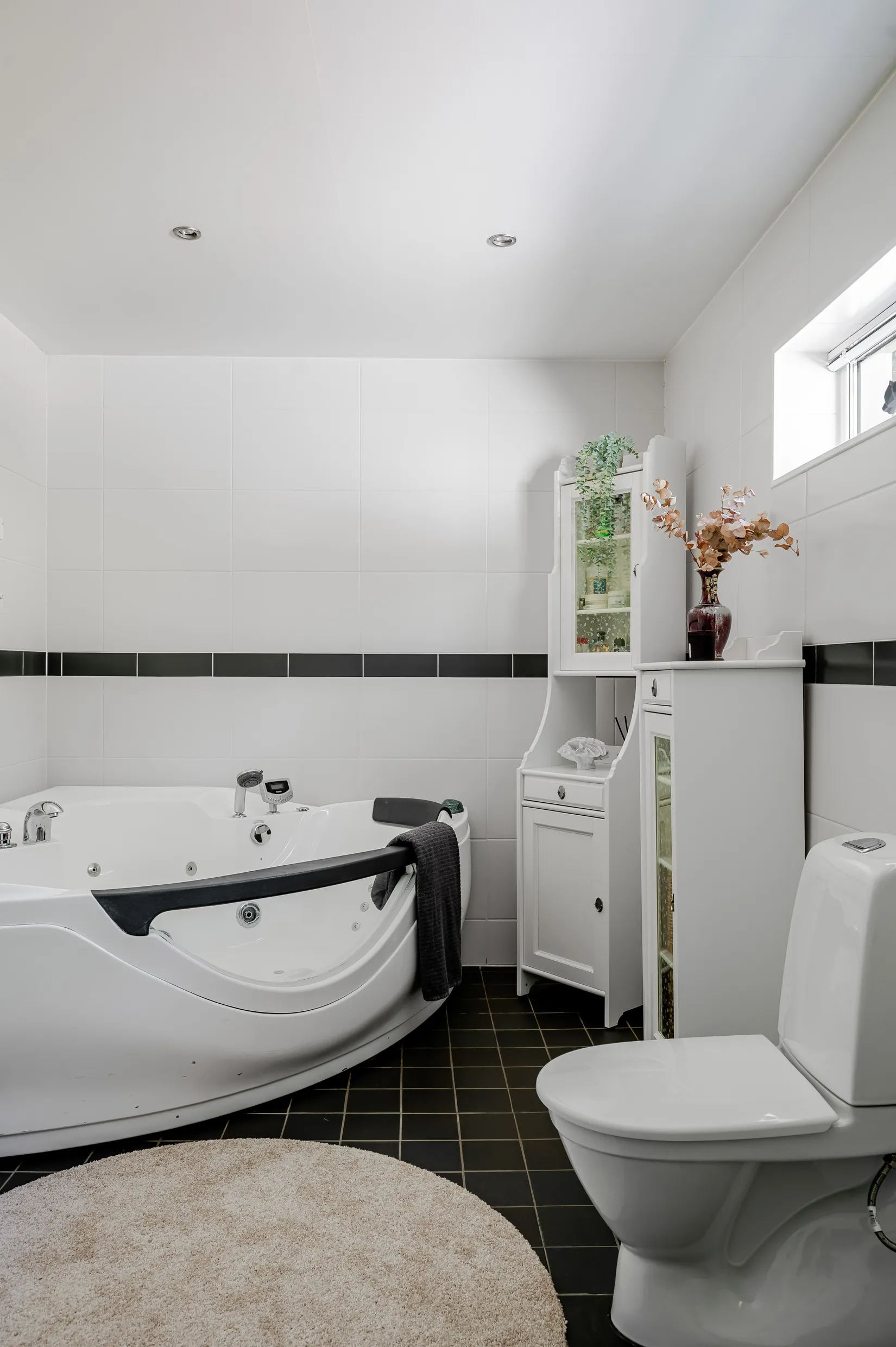 Villa, Kavlevägen 27, Kästa, Huddinge